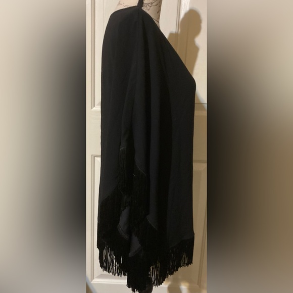 Ladies Size Medium Trina Turk Fringe Blouse - Picture 5 of 12